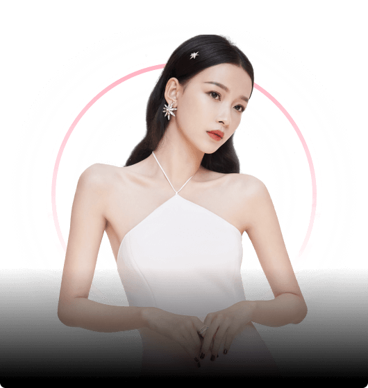 曼城生涯首冠！多纳鲁马社媒晒与冠军奖杯合影：冠军🩵